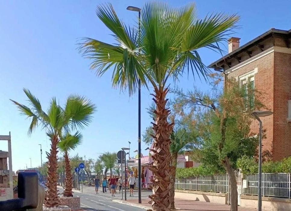 Appartamento In Villa Pesaro Exteriér fotografie